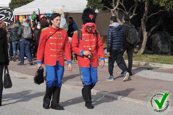 Ingrandisci la foto