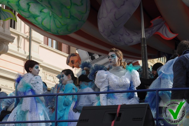 Ingrandisci la foto
