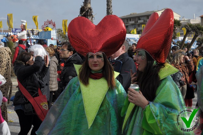 Ingrandisci la foto