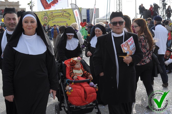 Ingrandisci la foto