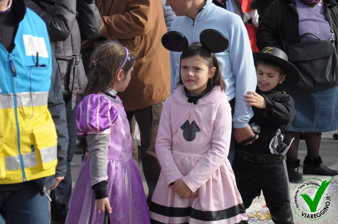 Ingrandisci la foto