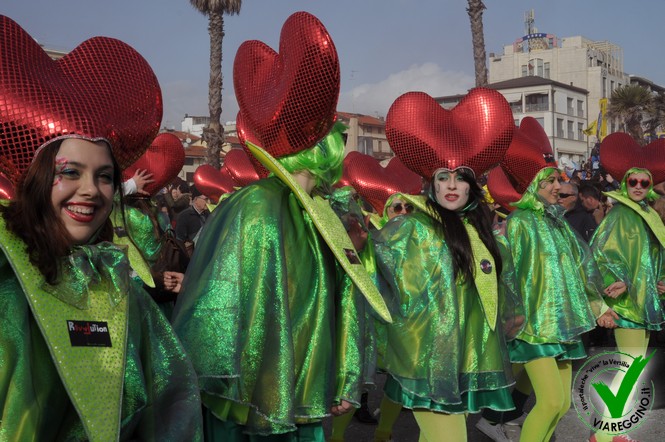 Ingrandisci la foto