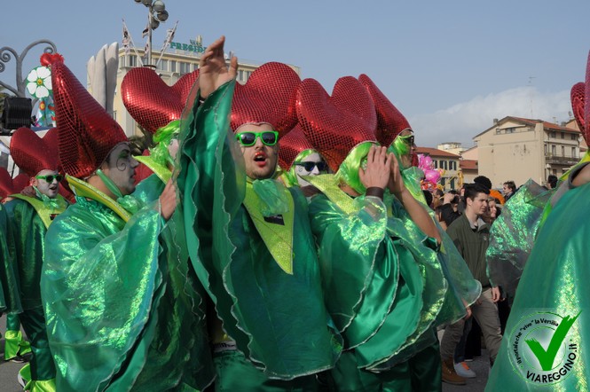 Ingrandisci la foto