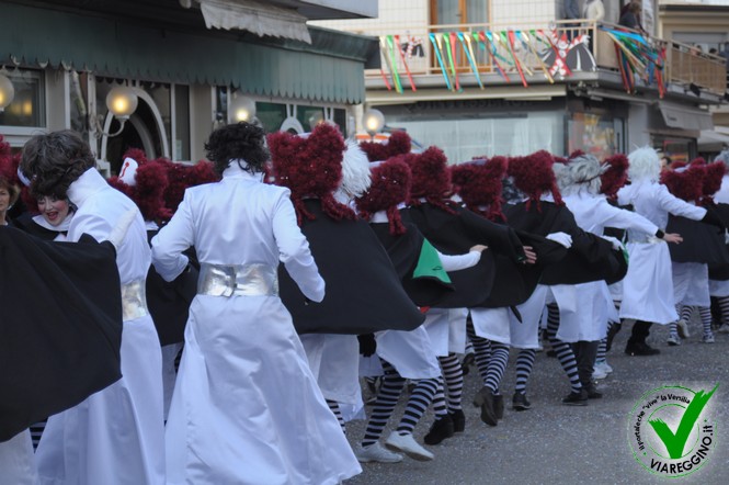 Ingrandisci la foto