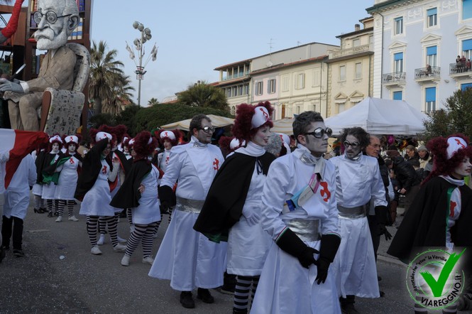 Ingrandisci la foto