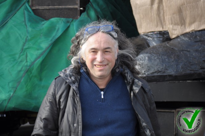 Ingrandisci la foto