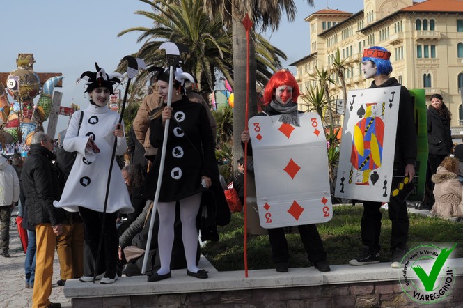 Ingrandisci la foto