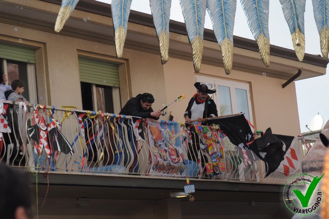 Ingrandisci la foto