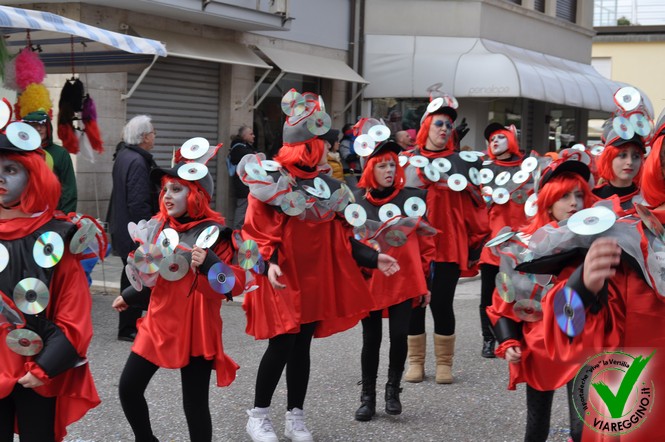 Ingrandisci la foto
