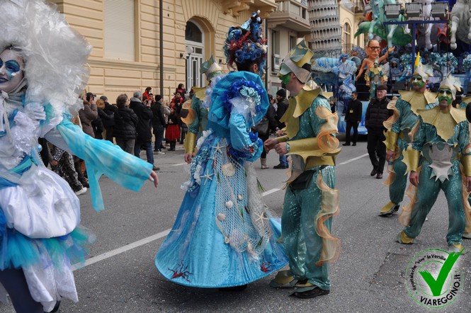 Ingrandisci la foto
