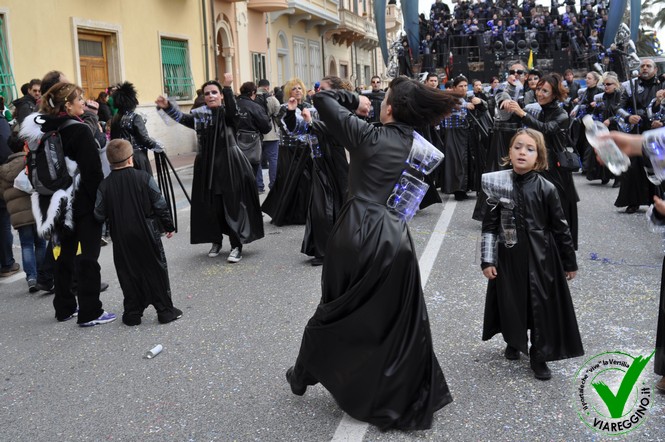 Ingrandisci la foto
