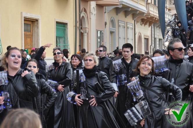 Ingrandisci la foto