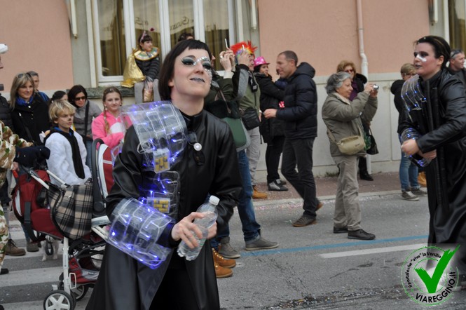Ingrandisci la foto