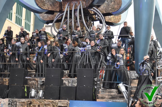 Ingrandisci la foto