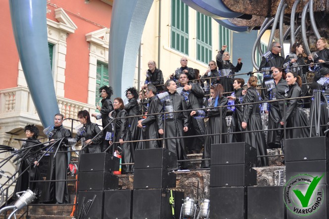Ingrandisci la foto
