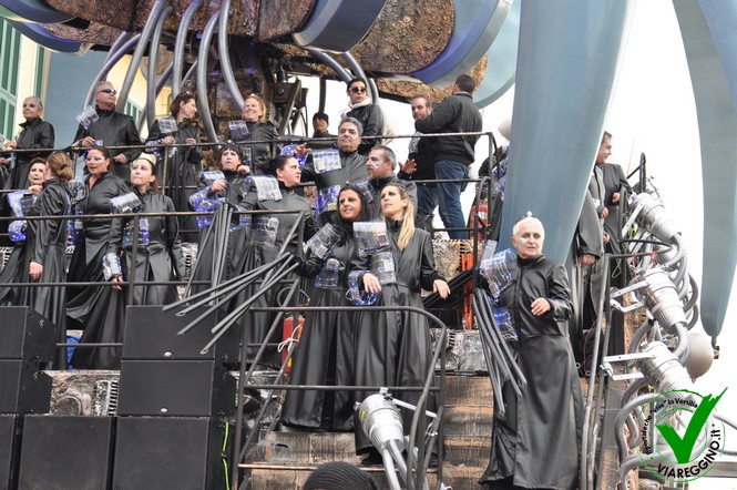 Ingrandisci la foto