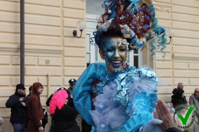 Ingrandisci la foto