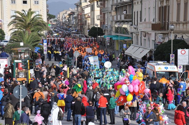 Ingrandisci la foto