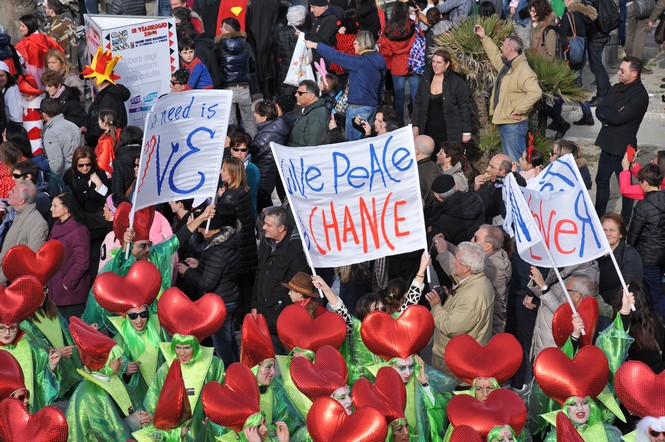 Ingrandisci la foto
