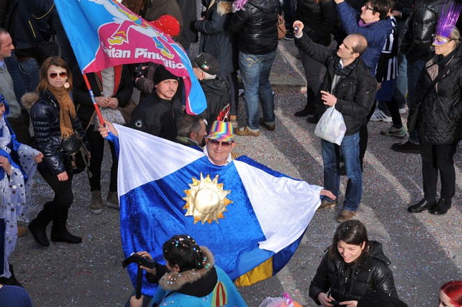 Ingrandisci la foto