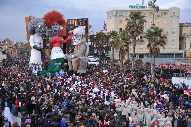 Ingrandisci la foto