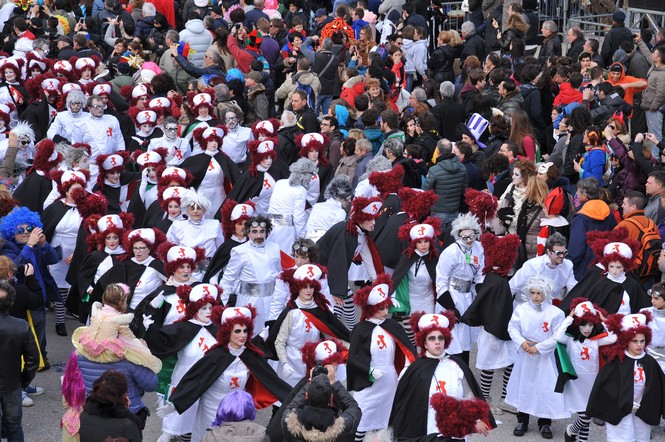 Ingrandisci la foto