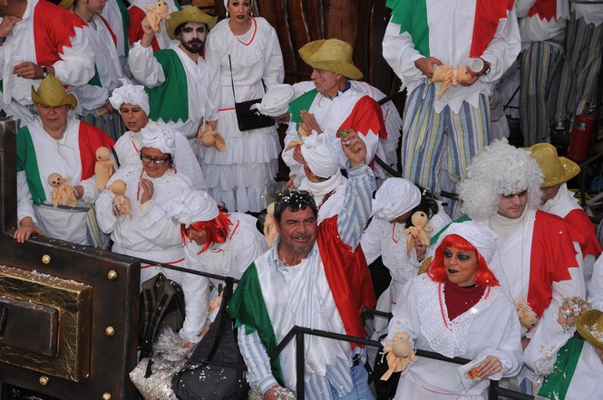 Ingrandisci la foto