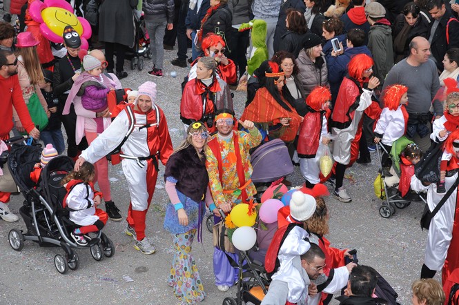 Ingrandisci la foto