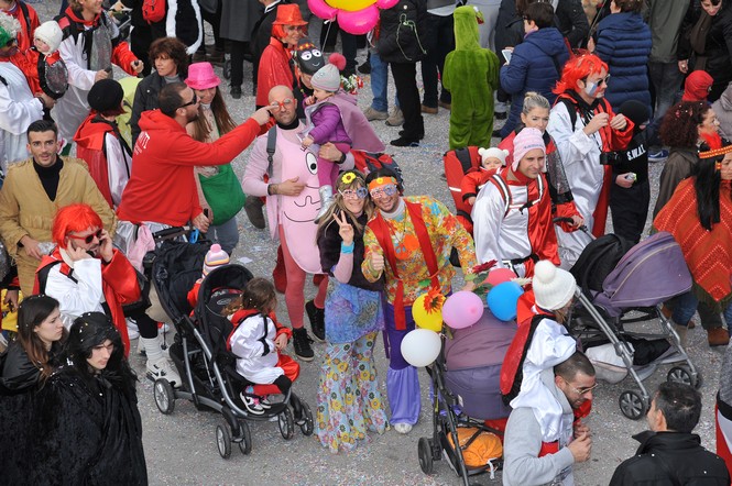 Ingrandisci la foto