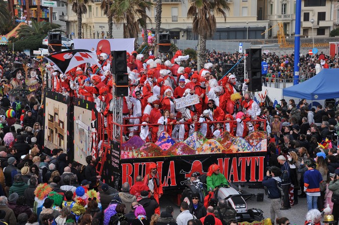 Ingrandisci la foto