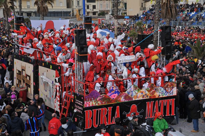 Ingrandisci la foto