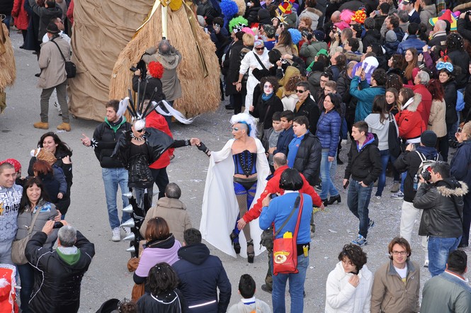 Ingrandisci la foto