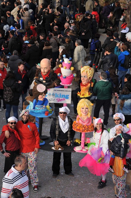 Ingrandisci la foto