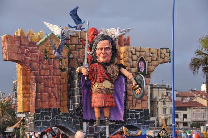 Ingrandisci la foto