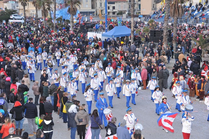 Ingrandisci la foto