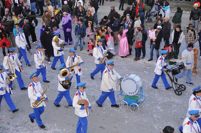 Ingrandisci la foto