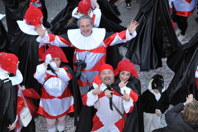 Ingrandisci la foto