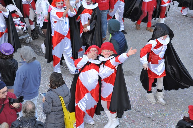 Ingrandisci la foto
