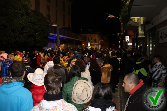 Ingrandisci la foto