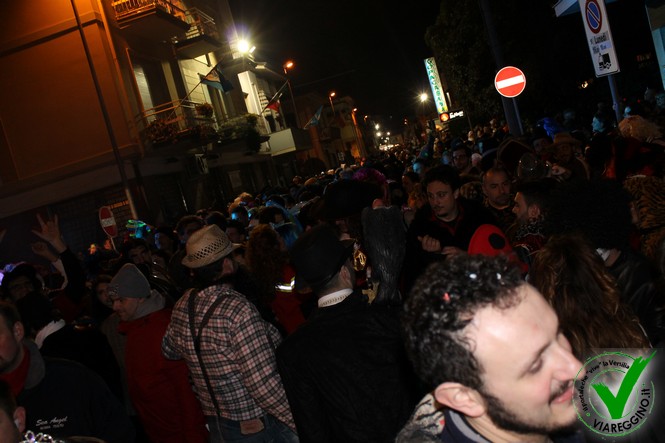 Ingrandisci la foto