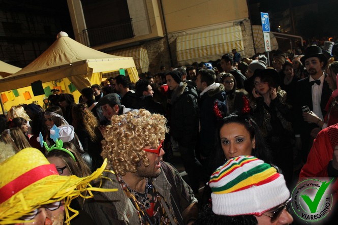 Ingrandisci la foto