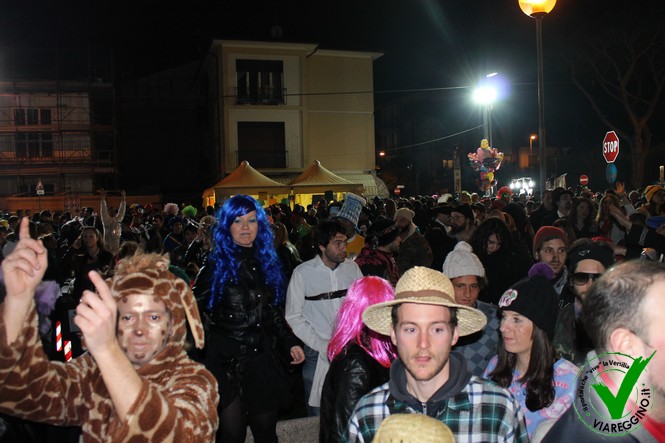Ingrandisci la foto