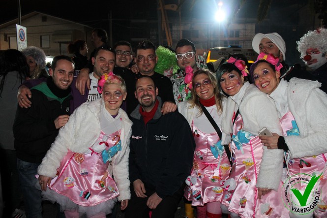 Ingrandisci la foto