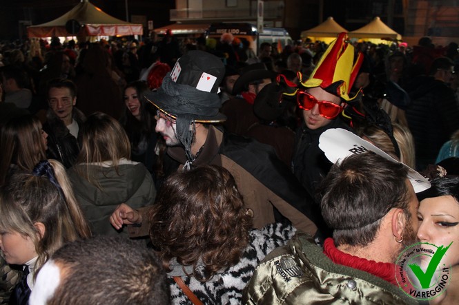 Ingrandisci la foto