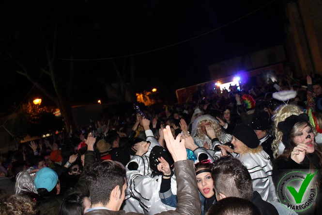 Ingrandisci la foto