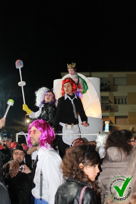 Ingrandisci la foto
