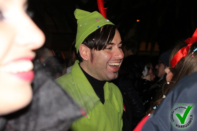Ingrandisci la foto
