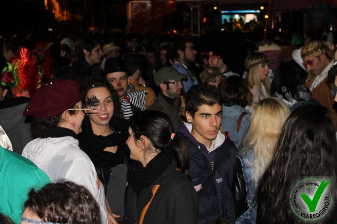 Ingrandisci la foto