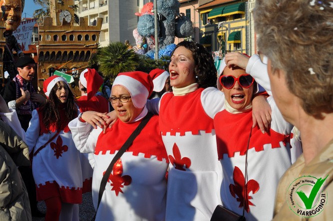 Ingrandisci la foto
