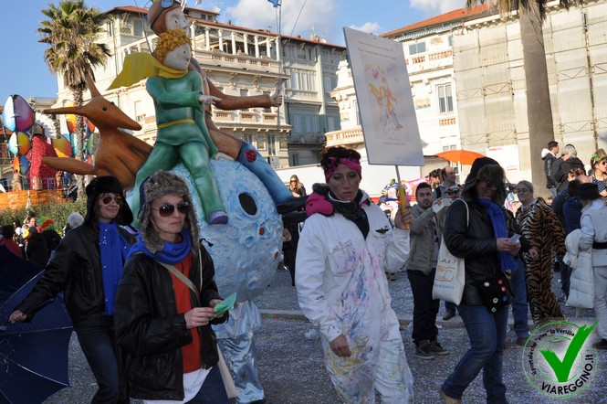 Ingrandisci la foto